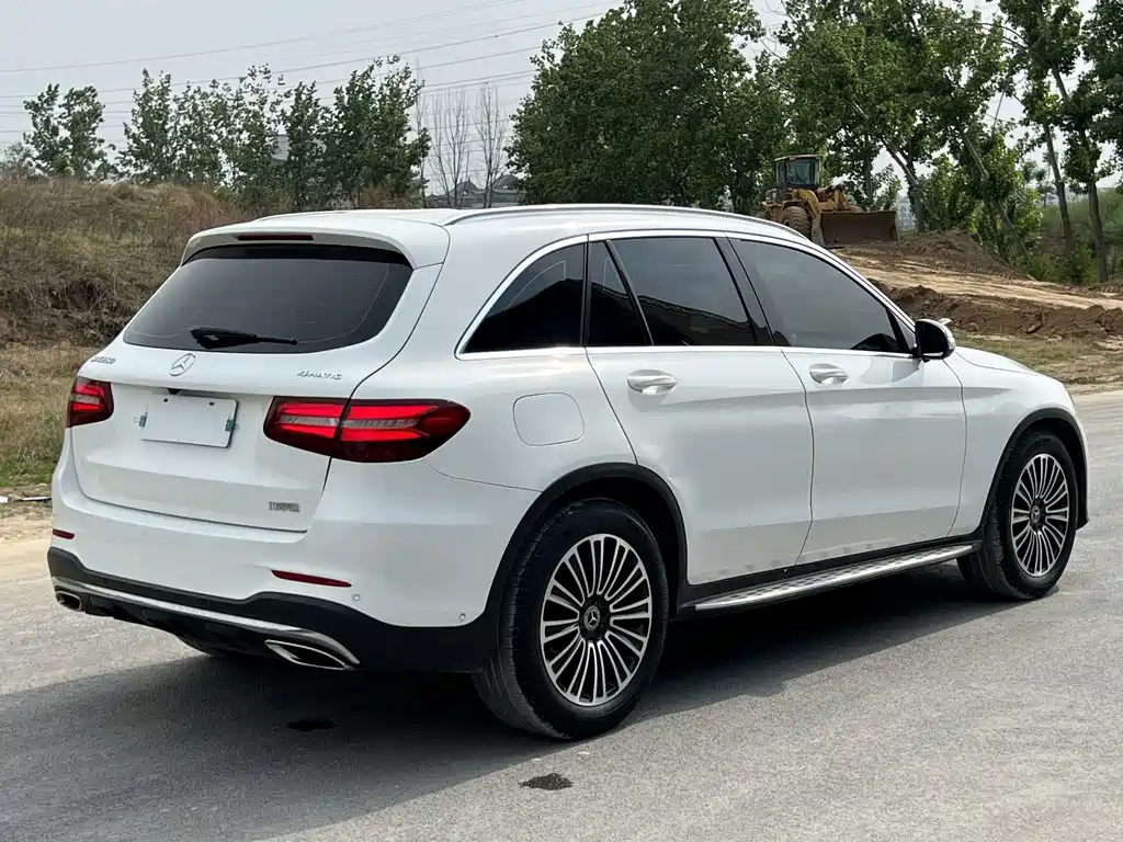 Mercedes-Benz GLC 2018 — фото 7