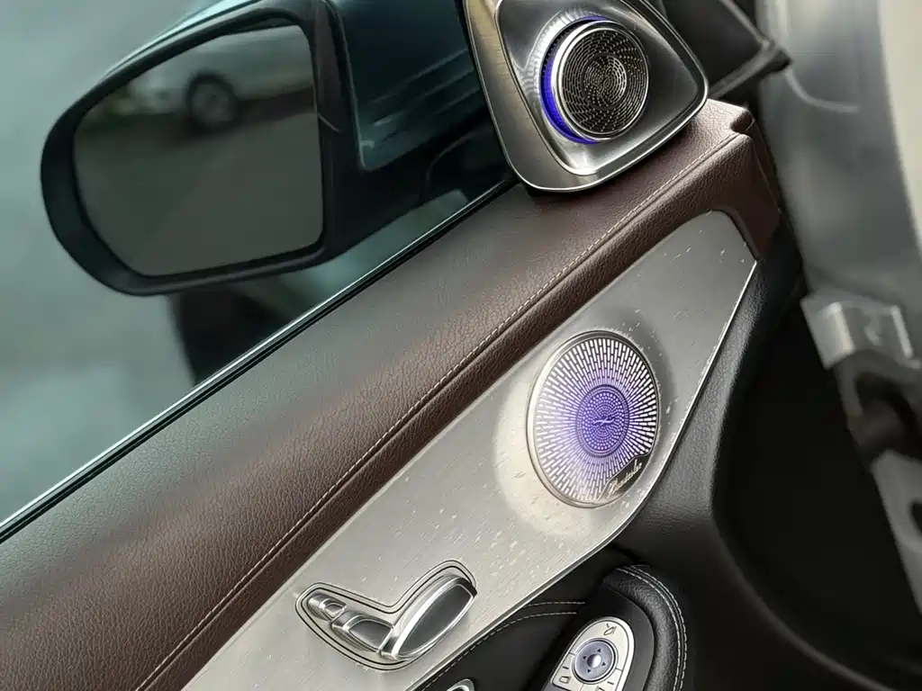 Mercedes-Benz GLC 2016 — фото 13