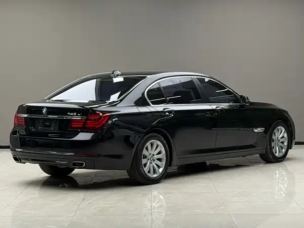 BMW 7 Series 2013