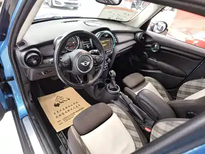 MINI MINI 2017