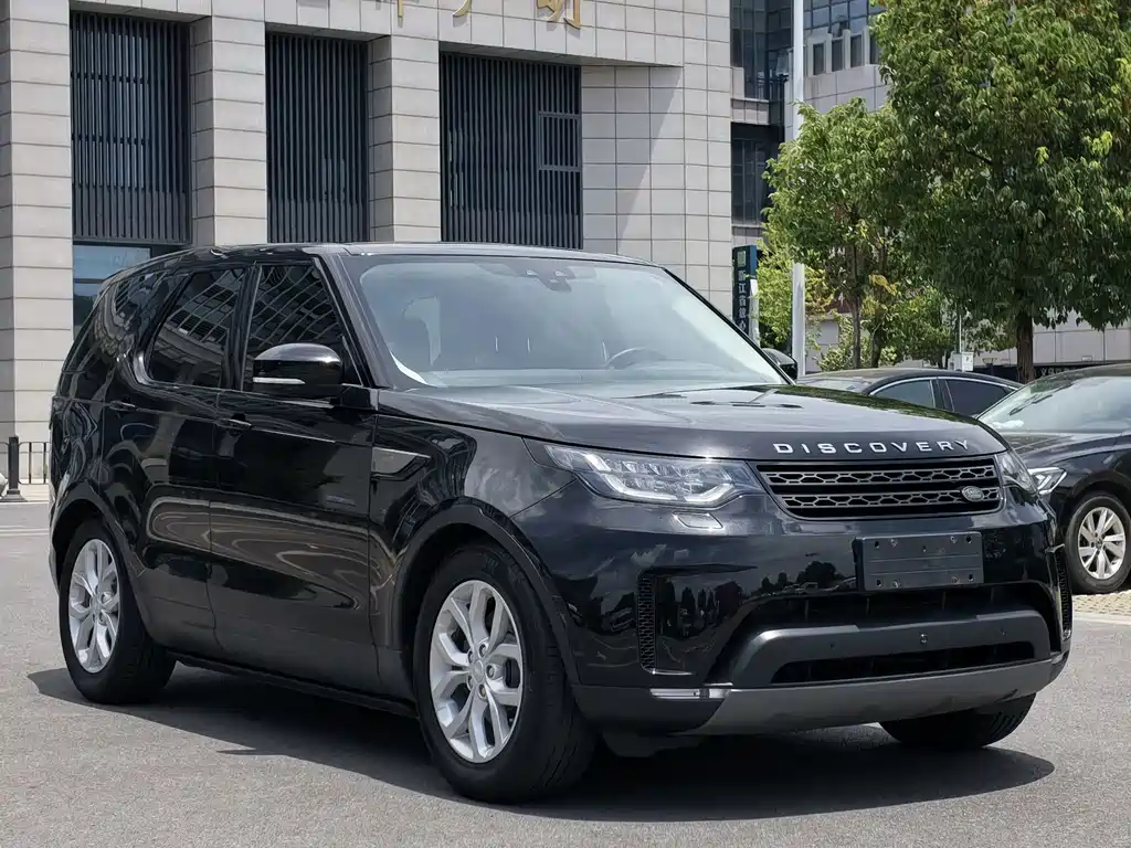 Land Rover Discovery 2018 — фото 3