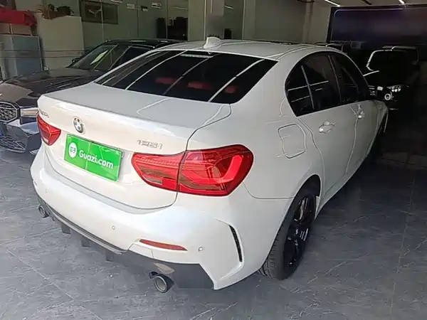 BMW 1 Series 2022