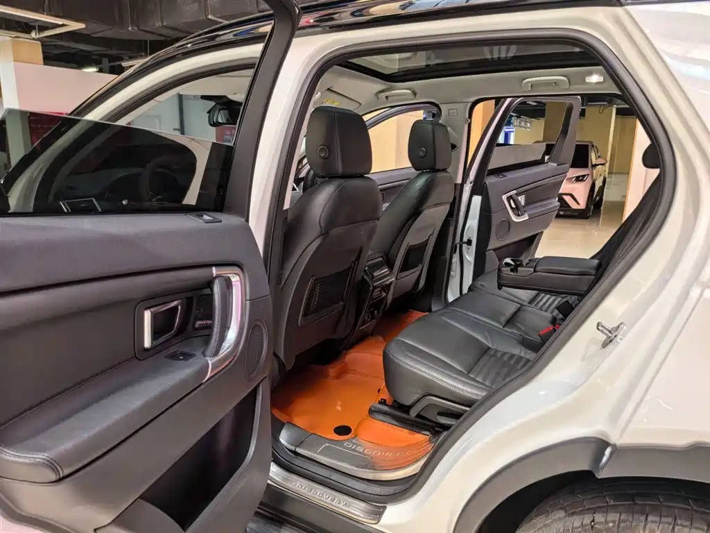 Land Rover Discovery Sport 2015 — фото 7