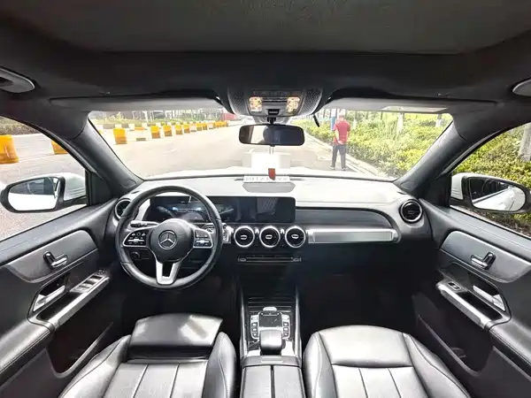 Mercedes-Benz GLB 2022