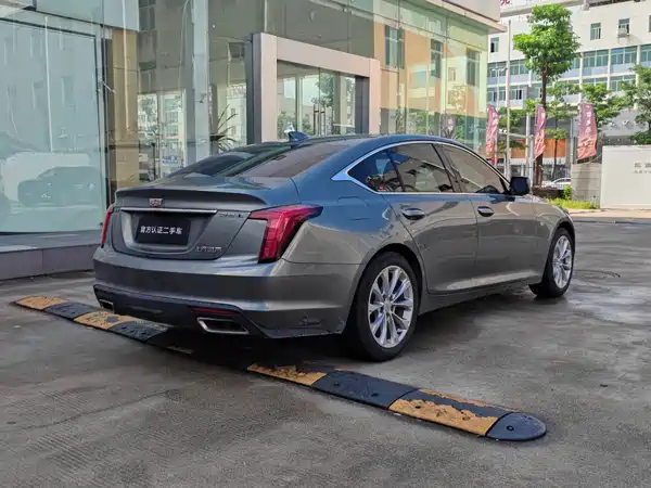 Cadillac CT5 2023