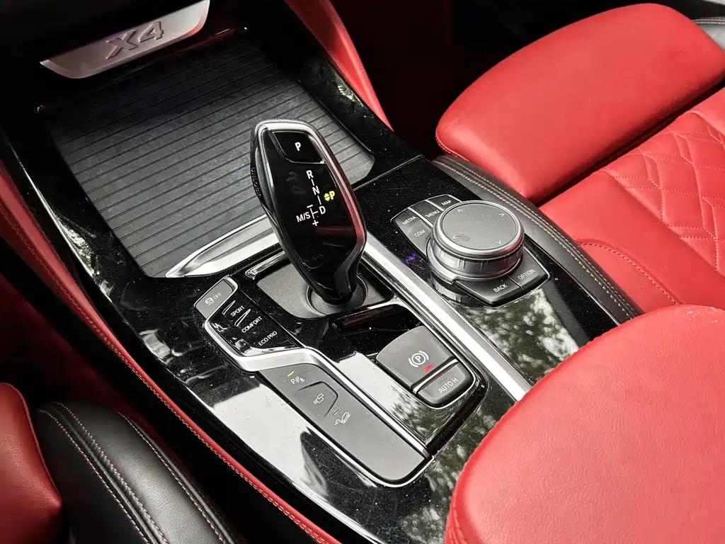 BMW X4 2021 — фото 9