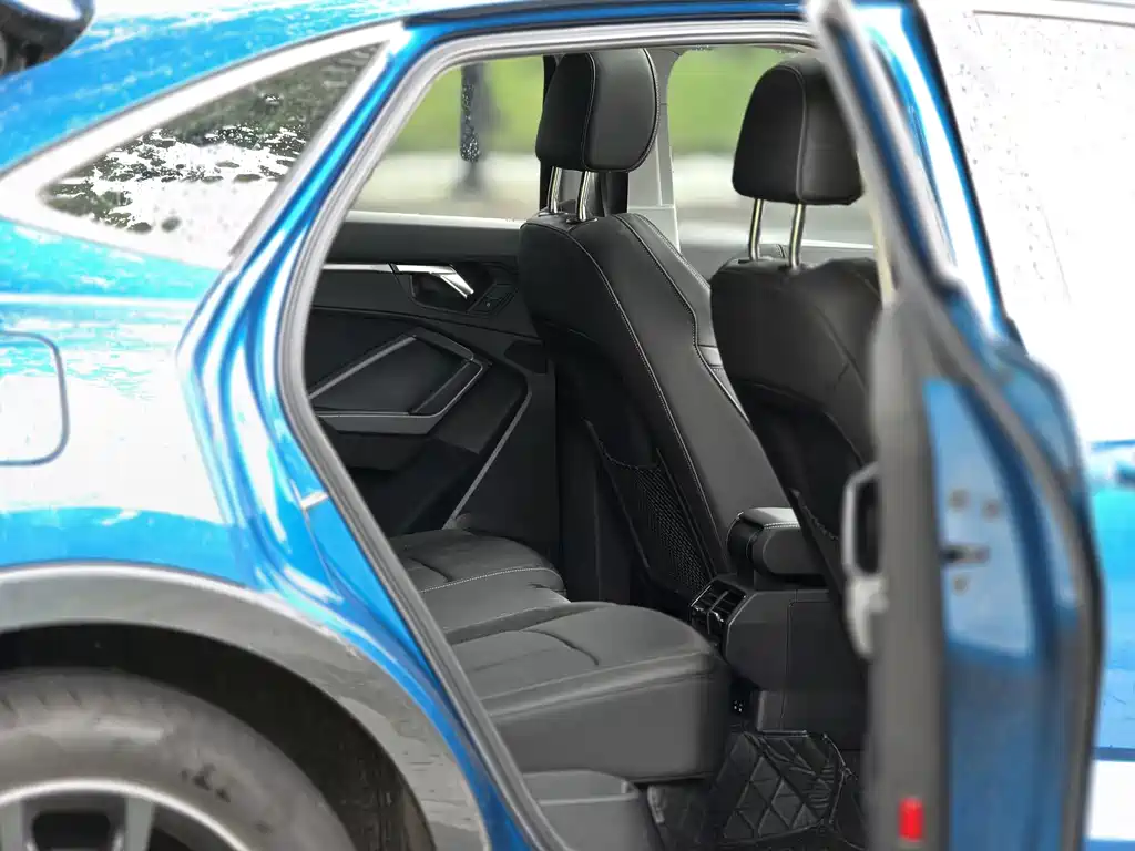 Audi Q3 Sportback 2020 — фото 11