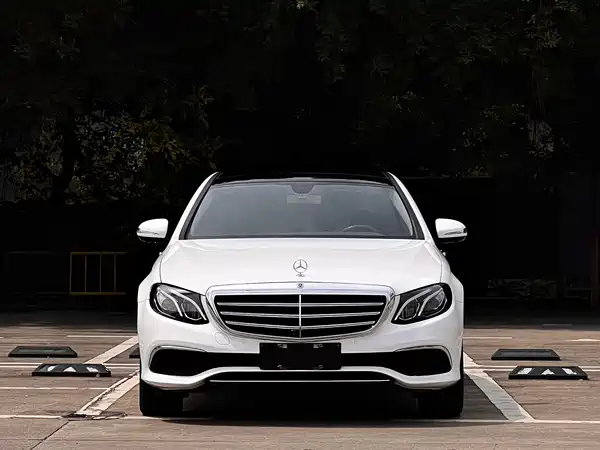 Mercedes-Benz E-Class 2018