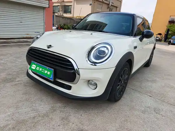 MINI MINI 2019