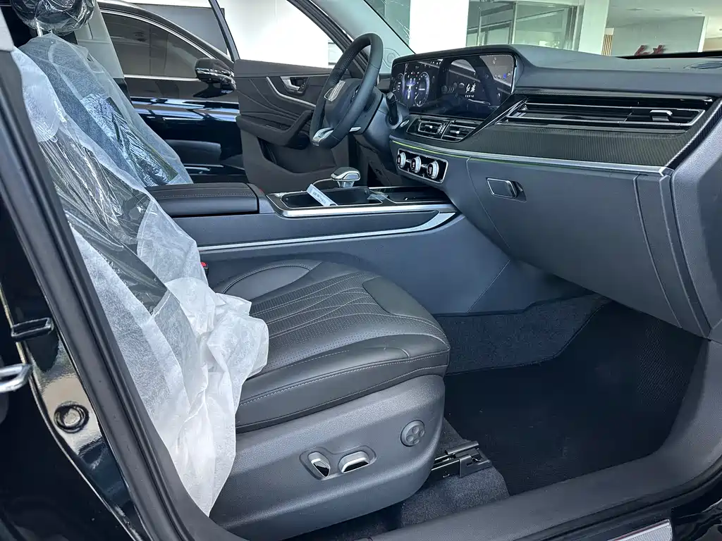 Hongqi HS5 2025