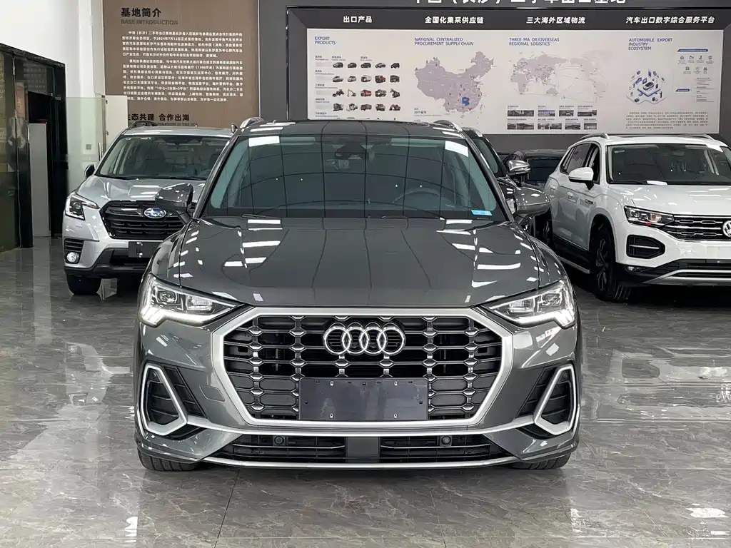 Audi Q3 2023 — фото 2