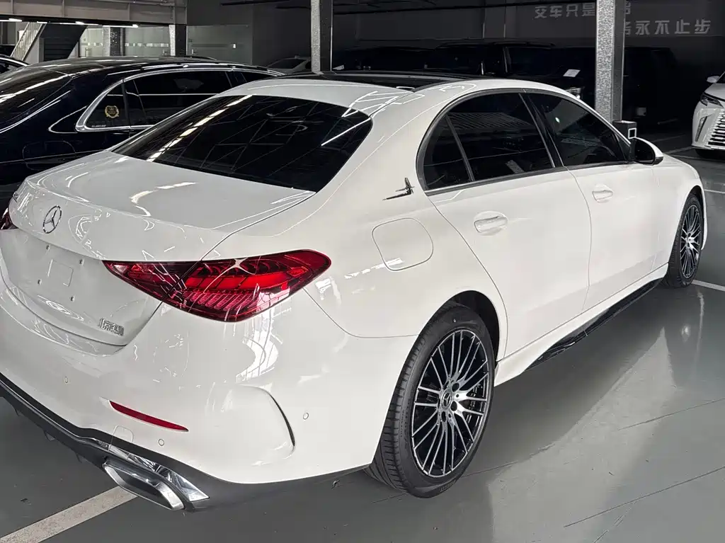 Mercedes-Benz C-Class 2023 — фото 14