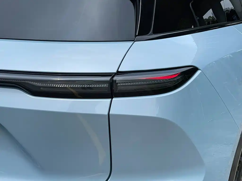 NIO ES6 2023 — фото 24