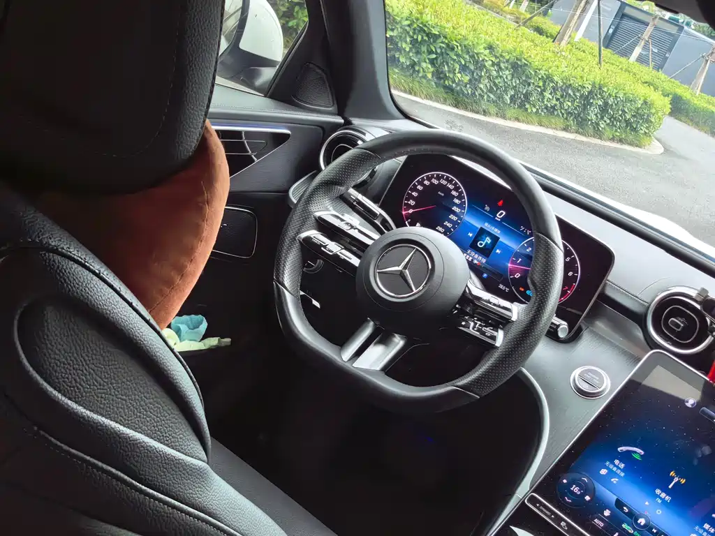 Mercedes-Benz C-Class 2022 — фото 13