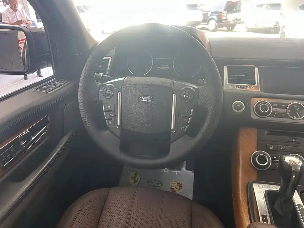 Land Rover Range Rover Sport 2013 — фото 16