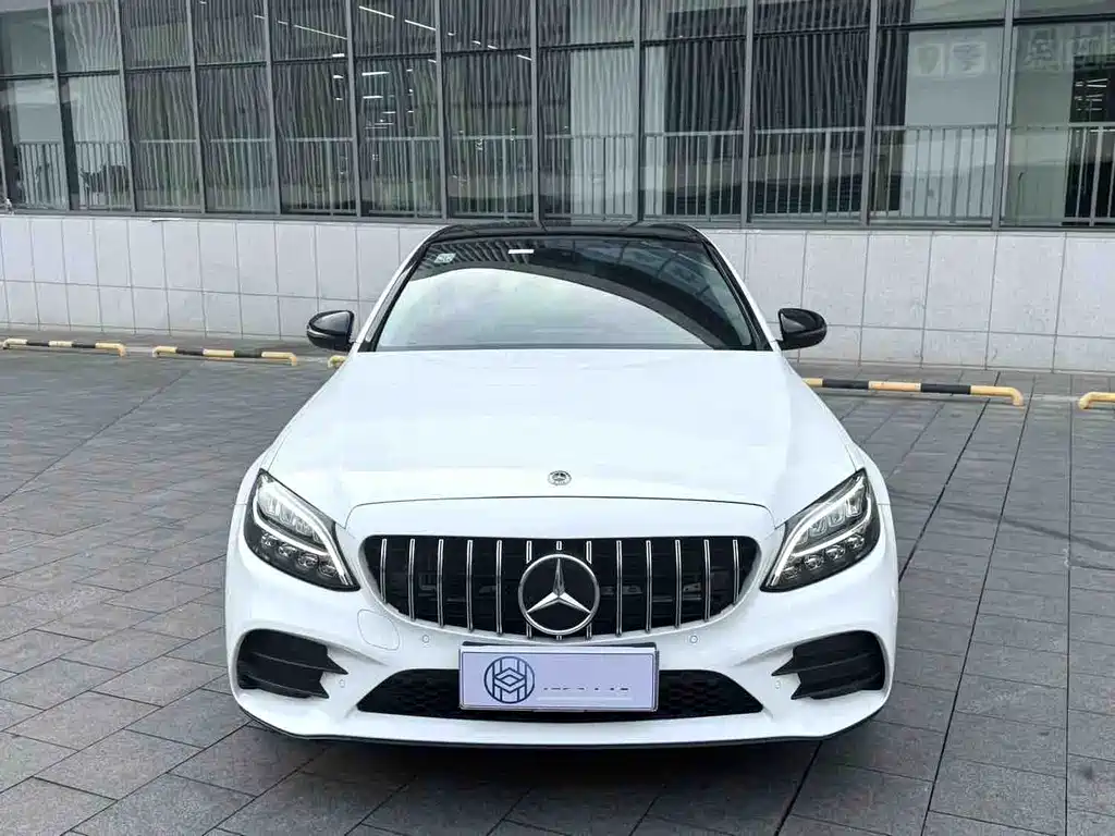 Mercedes-Benz C-Class 2021