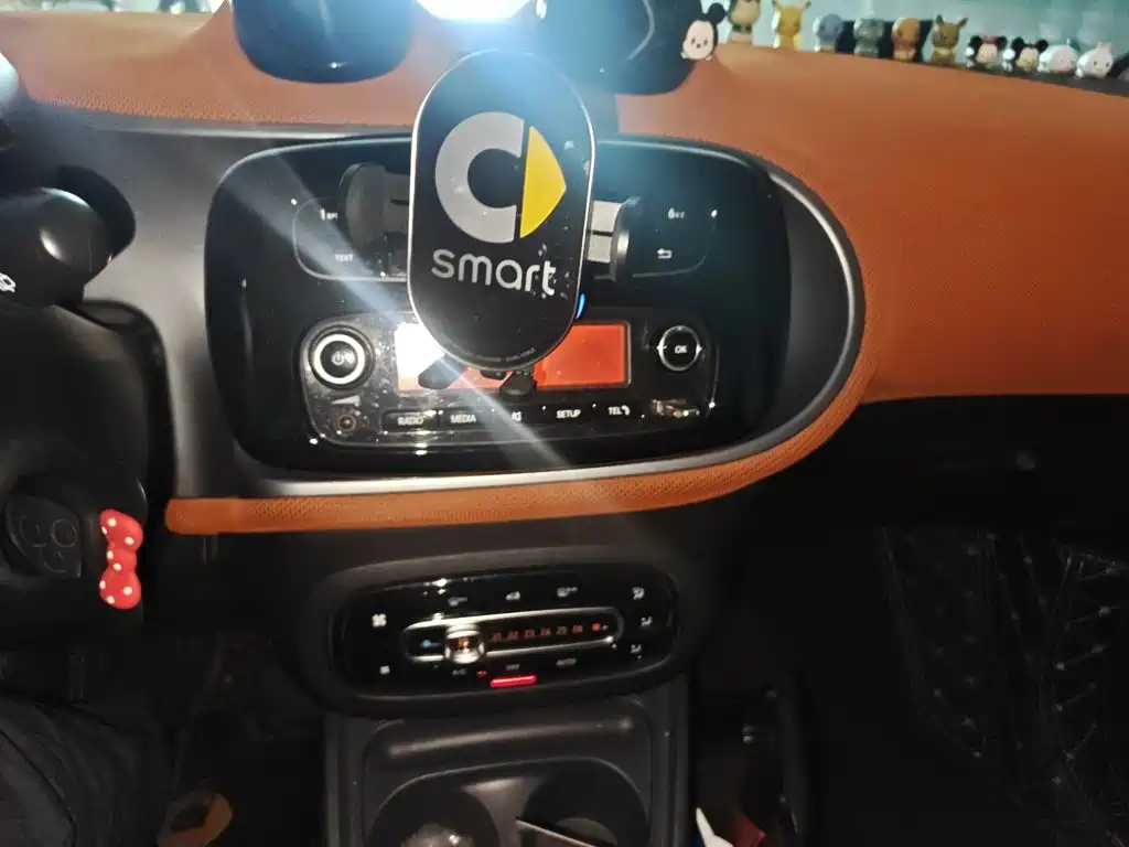 smart Fortwo 2017 — фото 6