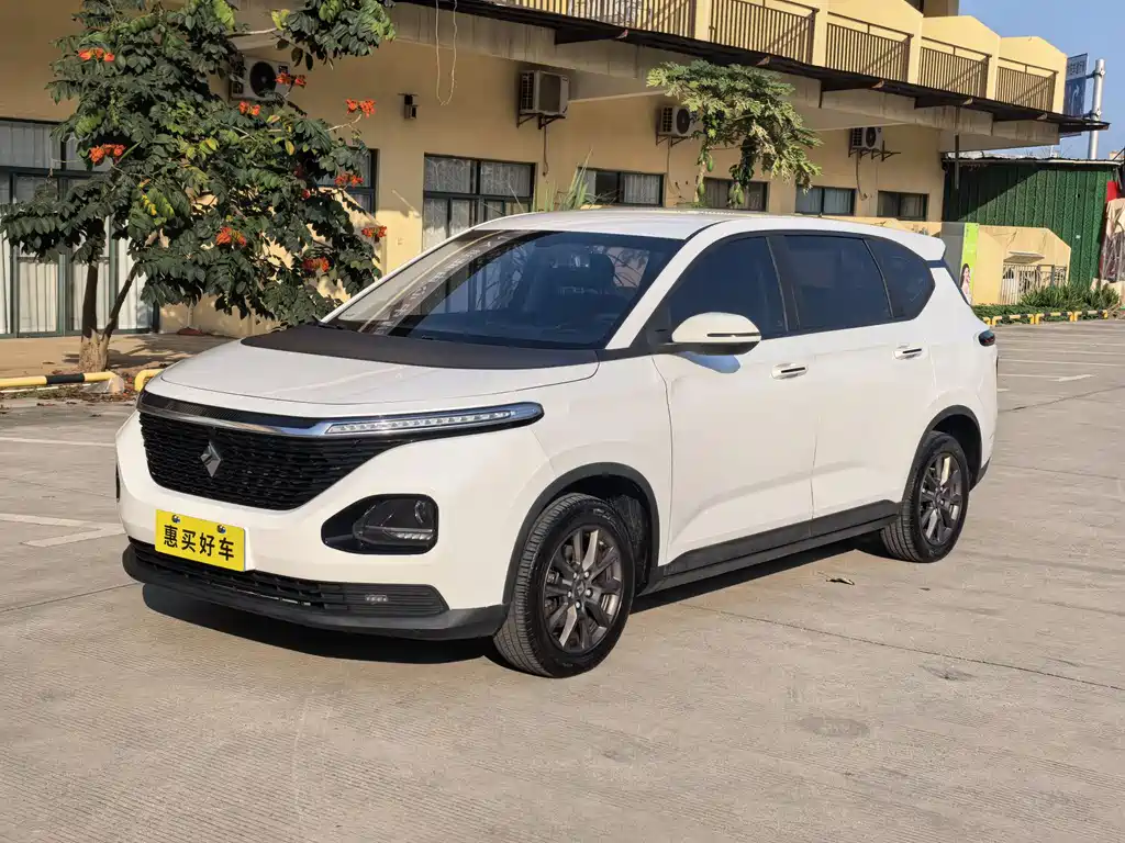 Baojun RM-5 2020 — фото 1