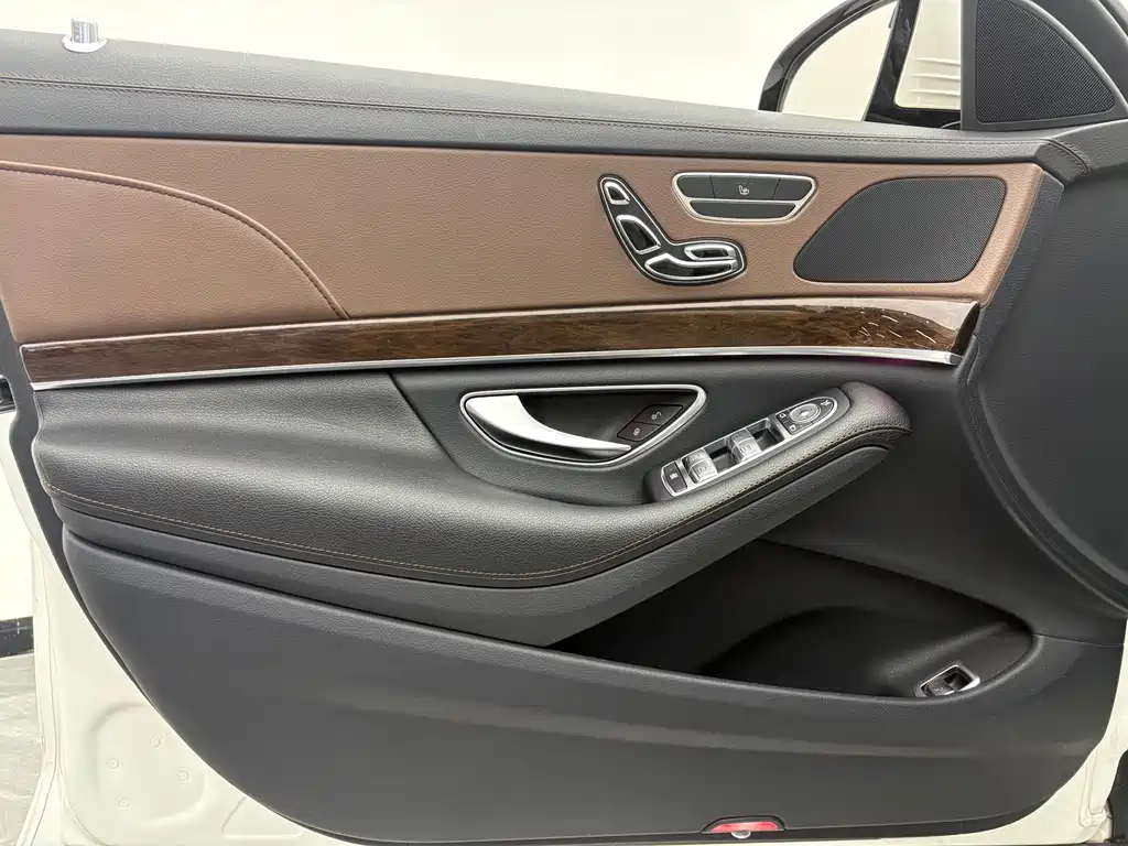 Mercedes-Benz S-Class 2016 — фото 15
