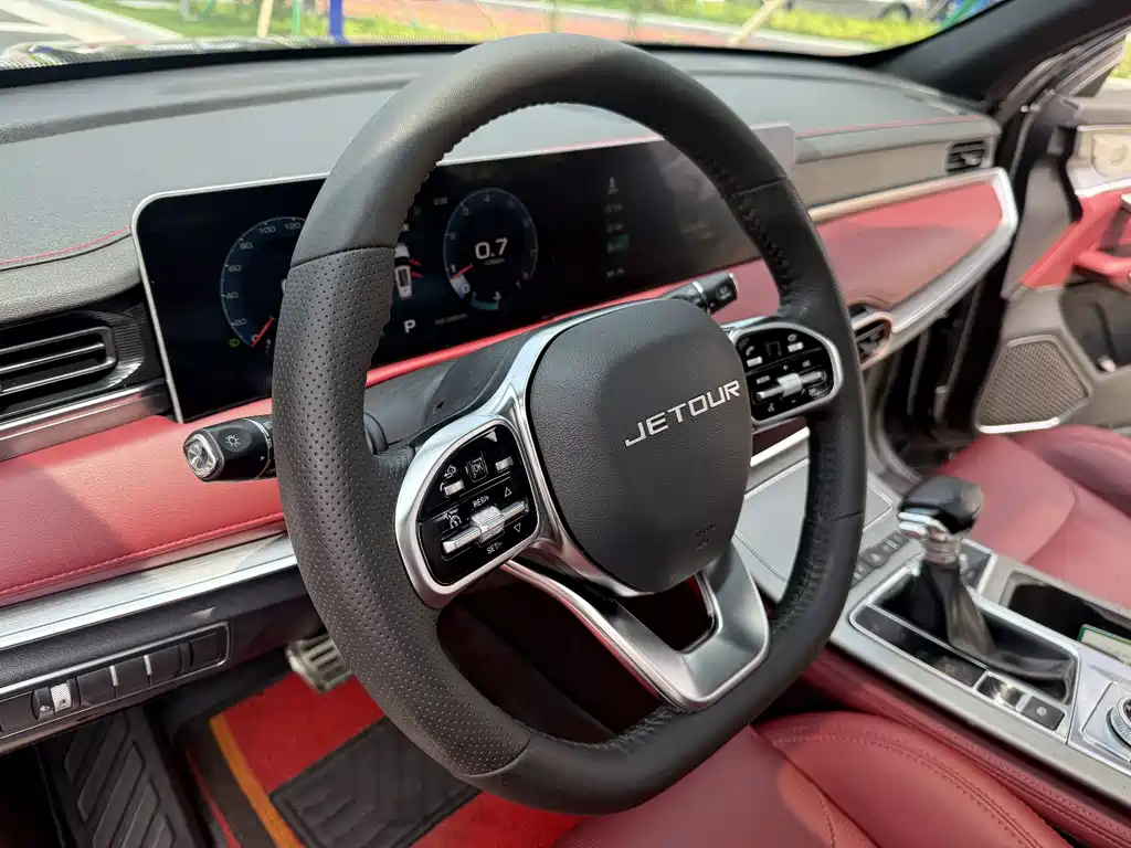 Jetour X70 PLUS 2021 — фото 15