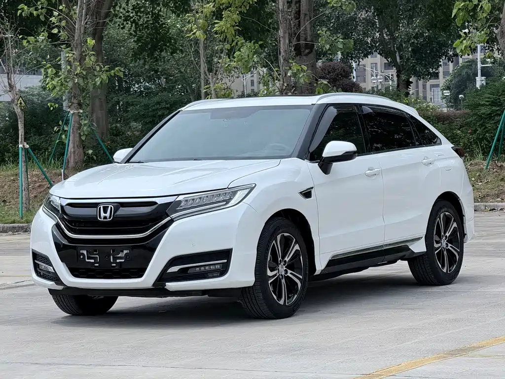 Honda UR-V 2017 — фото 1