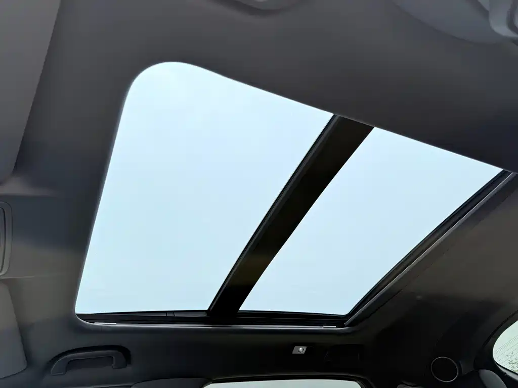 Honda UR-V 2017 — фото 18
