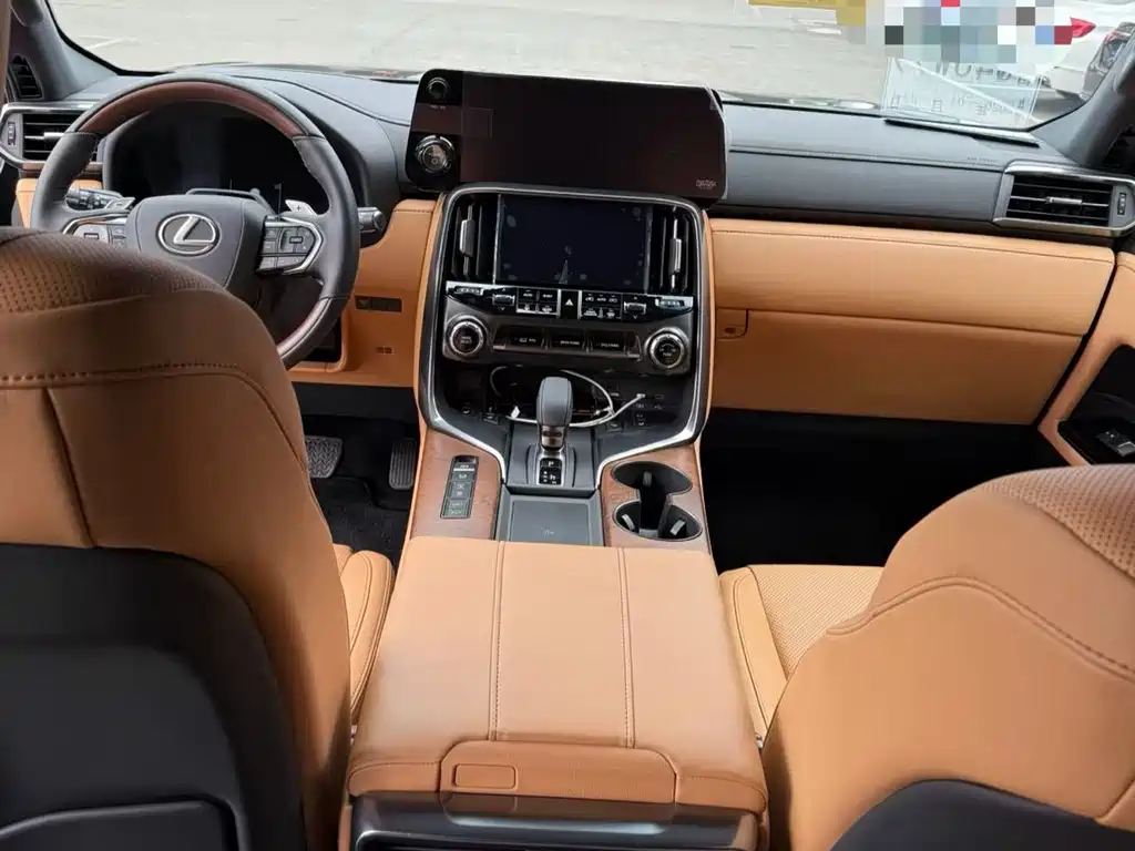 Lexus LX 2026