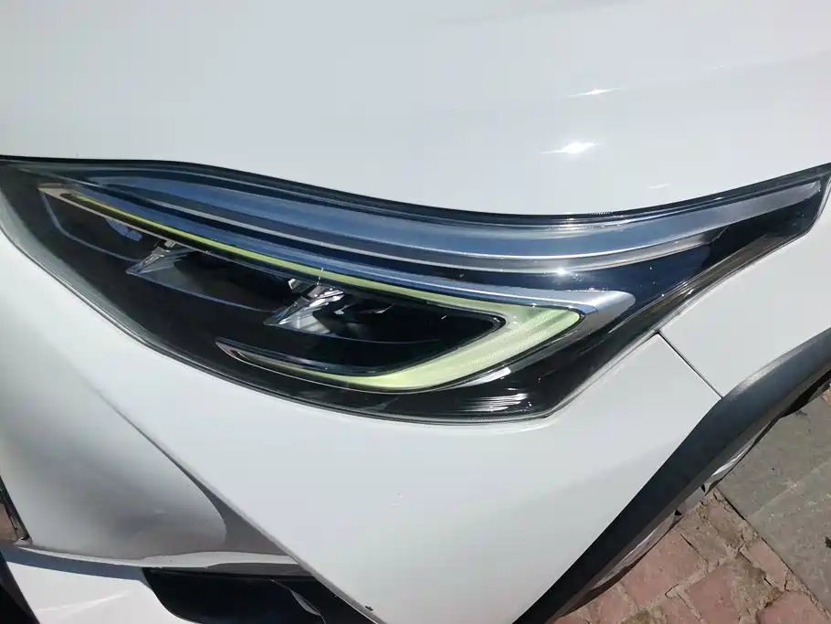 Toyota Yaris L 2020