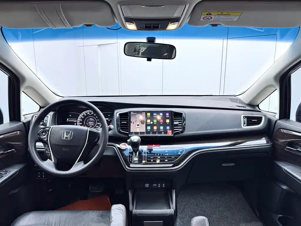 Honda Odyssey 2019 — фото 18
