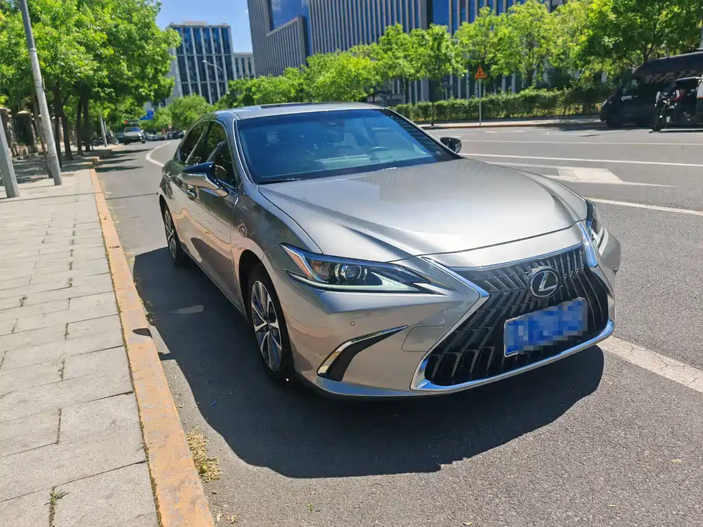 Lexus ES 2024 — фото 3