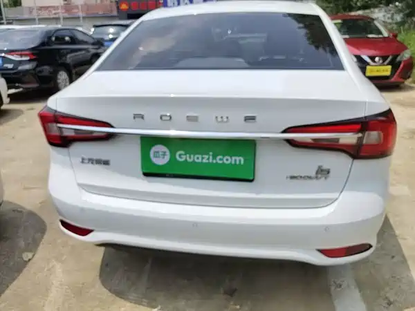 Roewe i5 2020