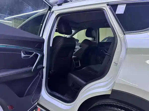 Jetour X70 PLUS 2020