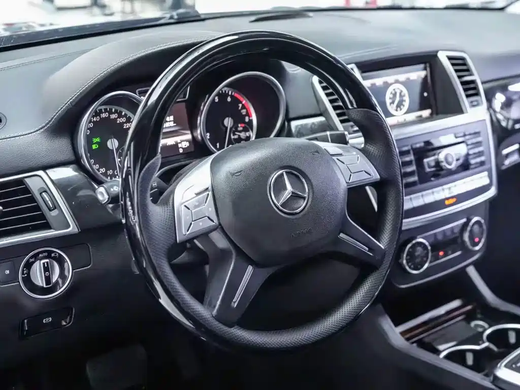 Mercedes-Benz GL-Class 2014 — фото 7