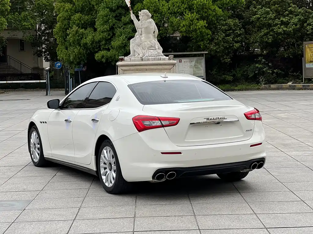 Maserati Ghibli 2018 — фото 9
