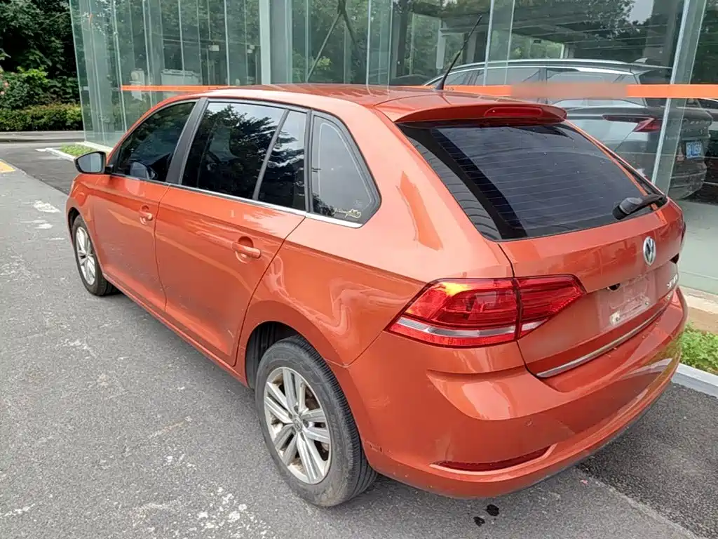 Volkswagen Santana 2015