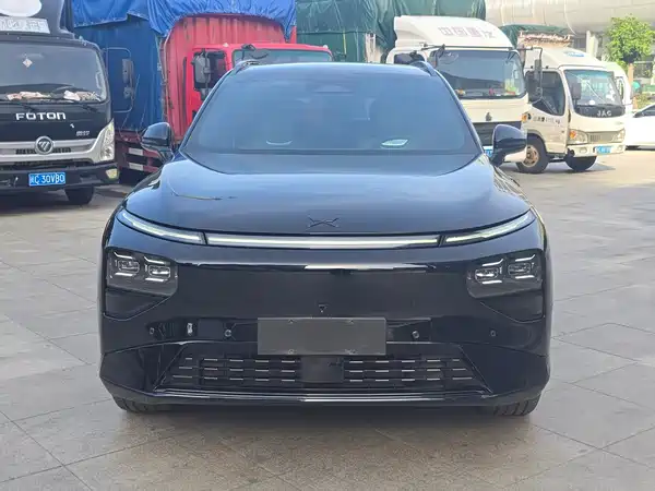 XPeng G9 2025