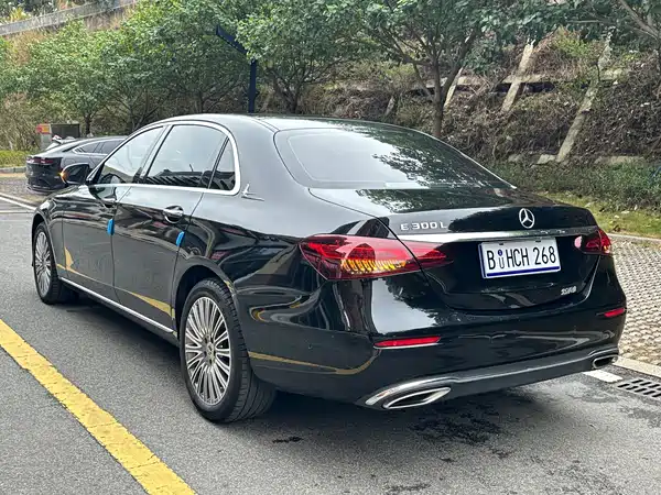 Mercedes-Benz E-Class 2023