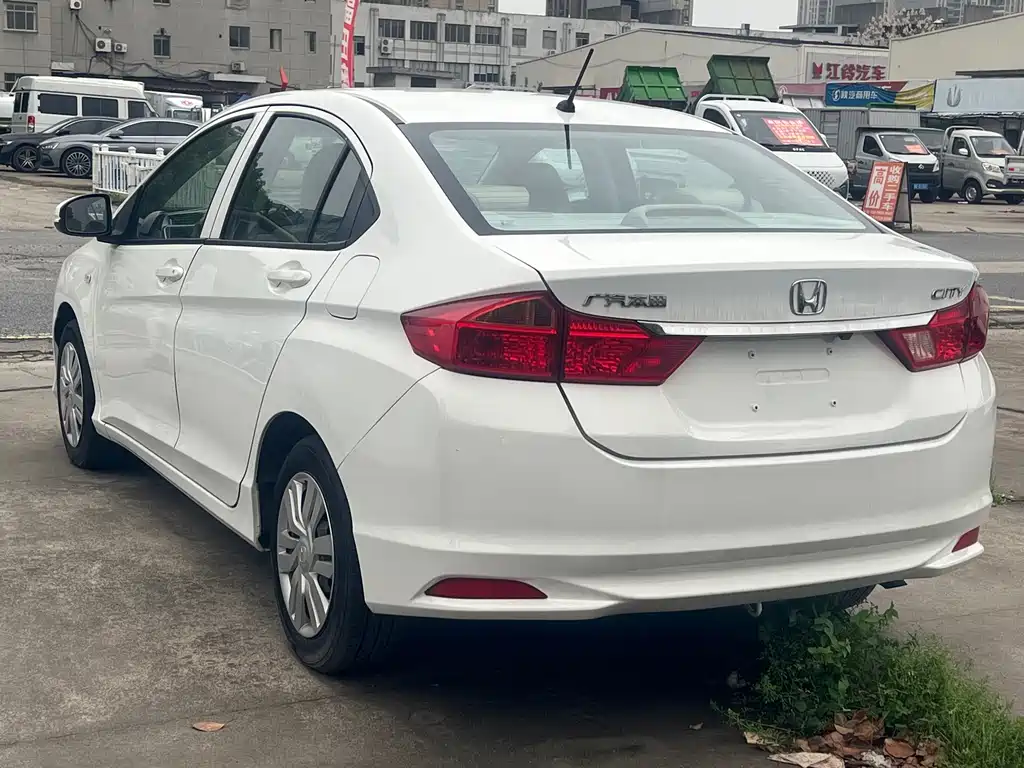 Honda City 2017 — фото 3
