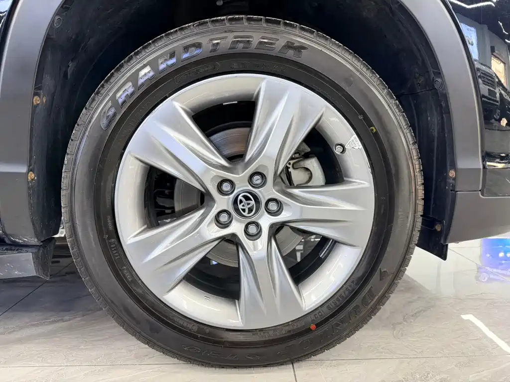Toyota Highlander 2019 — фото 18