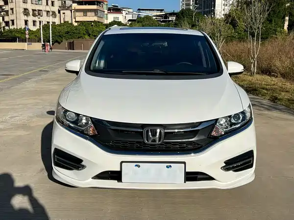 Honda Jade 2017
