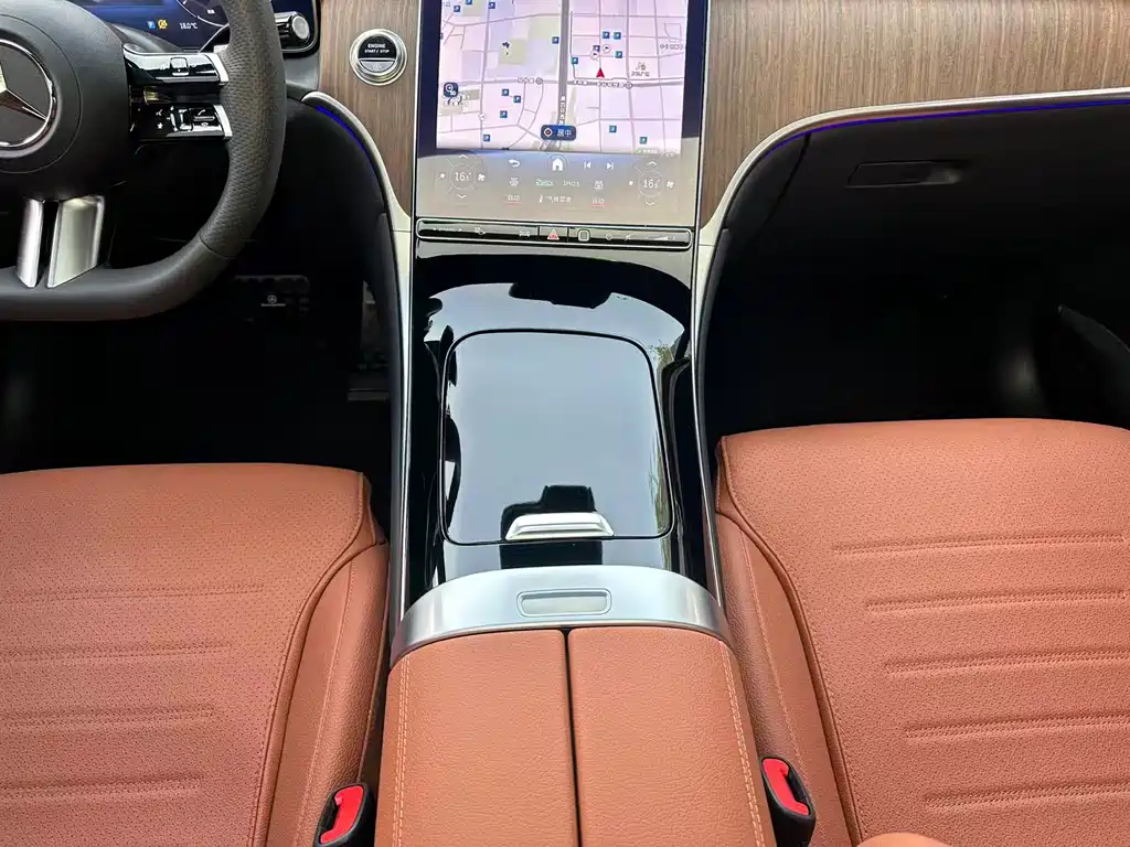 Mercedes-Benz GLC 2023 — фото 16