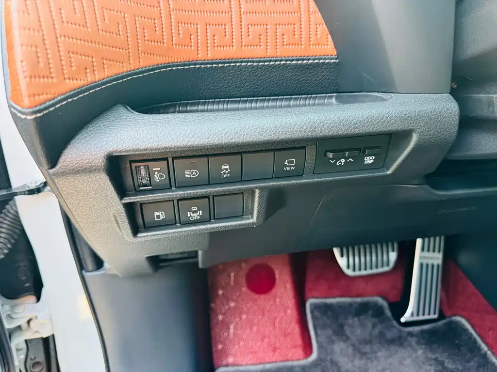 Toyota Sienna 2025 — фото 12