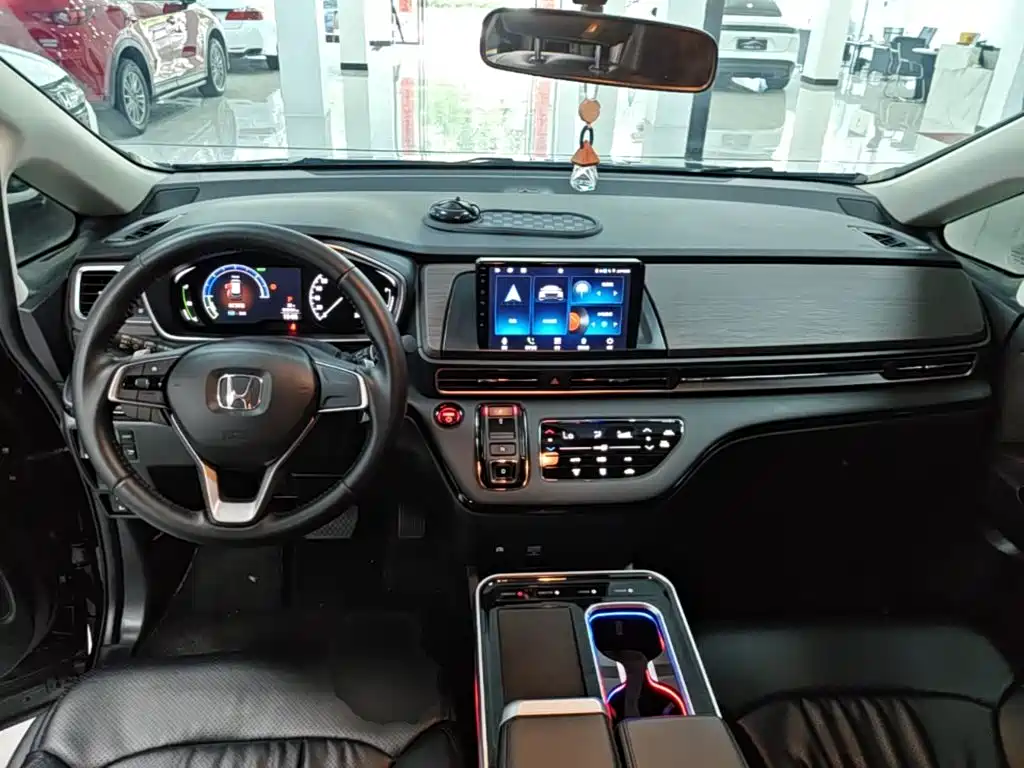 Honda Odyssey 2025 — фото 10