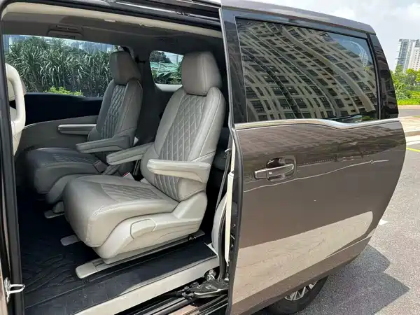 Buick GL8 2023