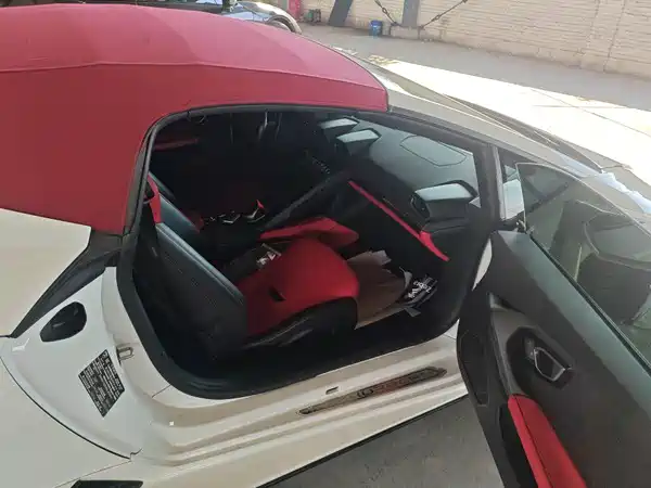 Lamborghini Huracan 2020
