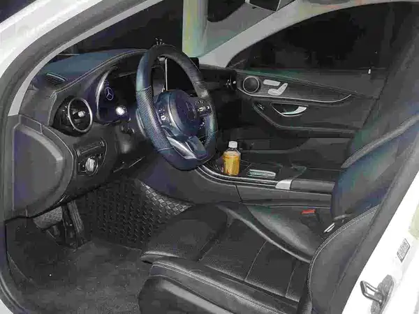 Mercedes-Benz C-Class 2020
