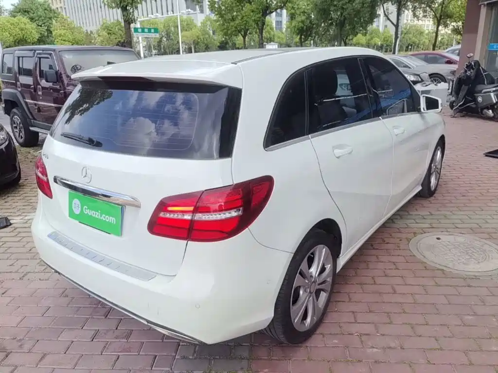 Mercedes-Benz B-Class 2015