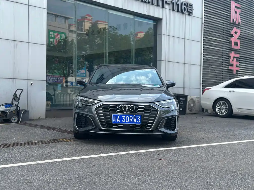Audi A3 2022 — фото 2