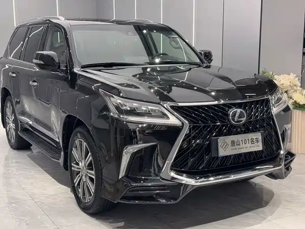 Lexus LX 2016