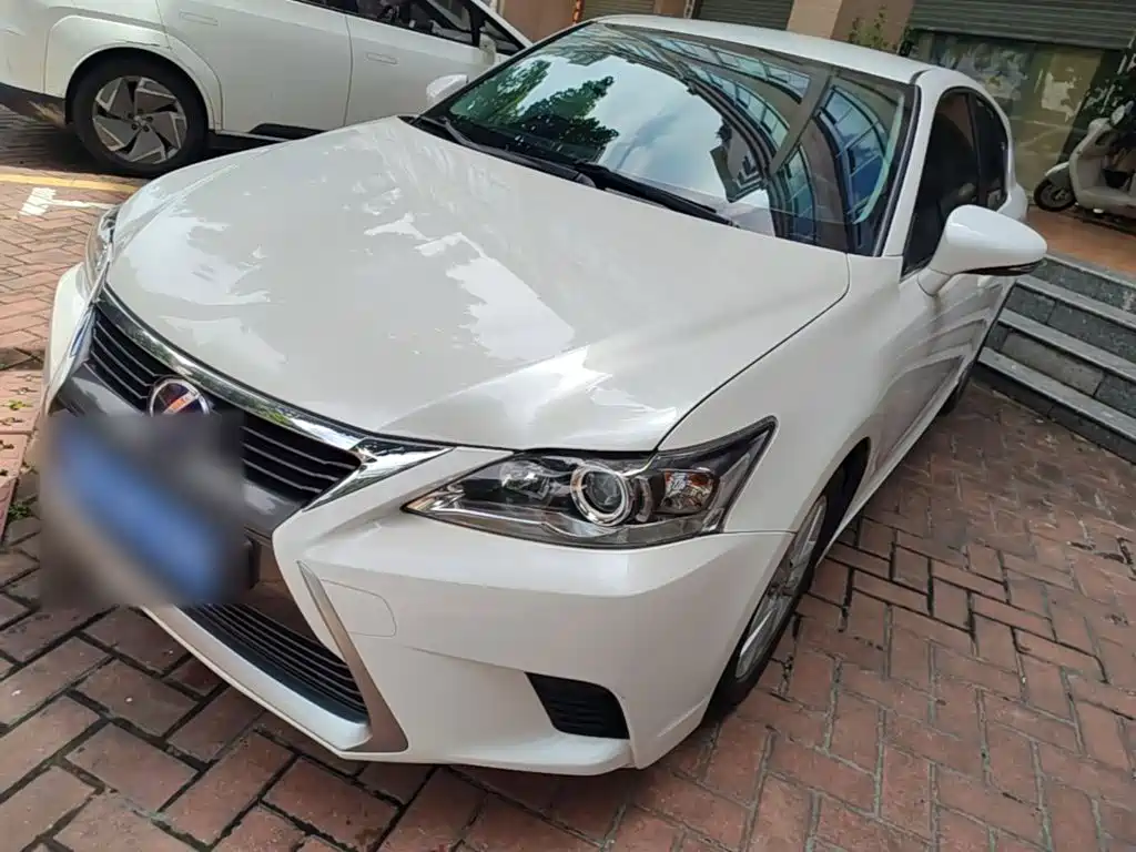 Lexus CT 2015